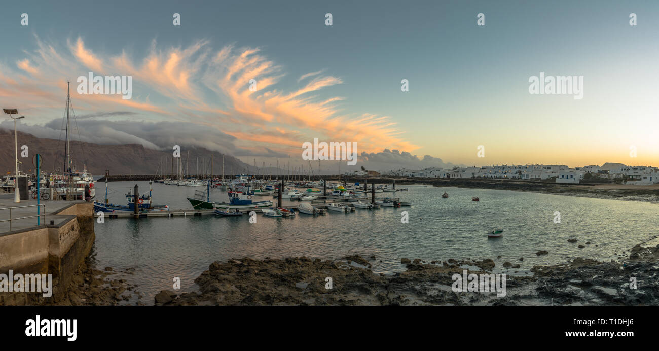 The harbour at Caleta del Sebo, La Graciosa, Canary Islands Stock Photo