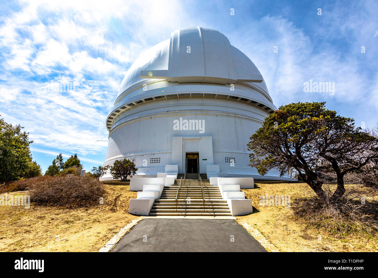 Mount Palomar observatory In California Stock Photo - Alamy