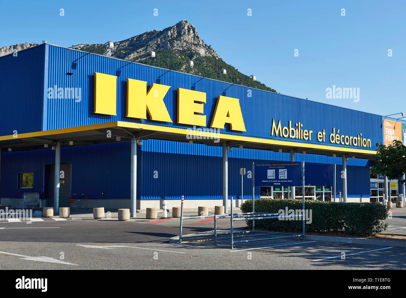 Ikea department store hi-res stock photography and images - Alamy