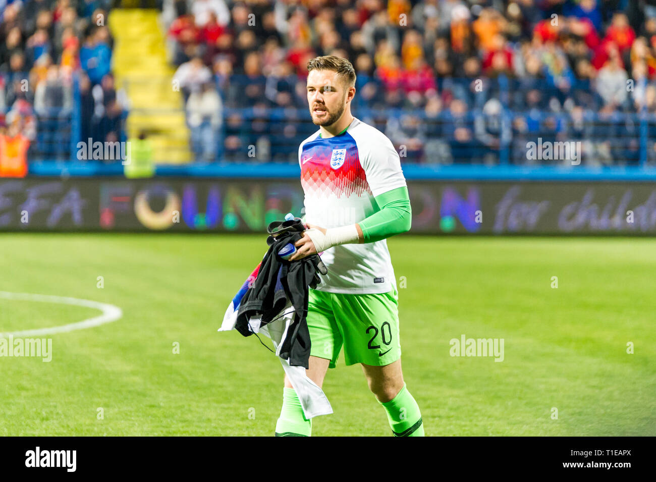 Podgorica, Montenegro. 26th Mar, 2019. Euro2020 Qualifications Group A Jack Butland going to bench Montenegro England Credit: Stefan Ivanovic/Alamy Live News Stock Photo