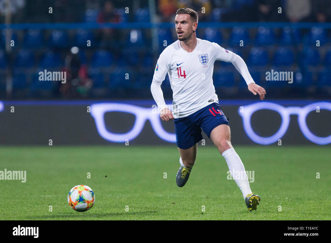 Podgorica, Montenegro. 25th Mar, 2019. Jordan Henderson of England comes forward on the ball Credit: Nikola Krstic/Alamy Live News Stock Photo