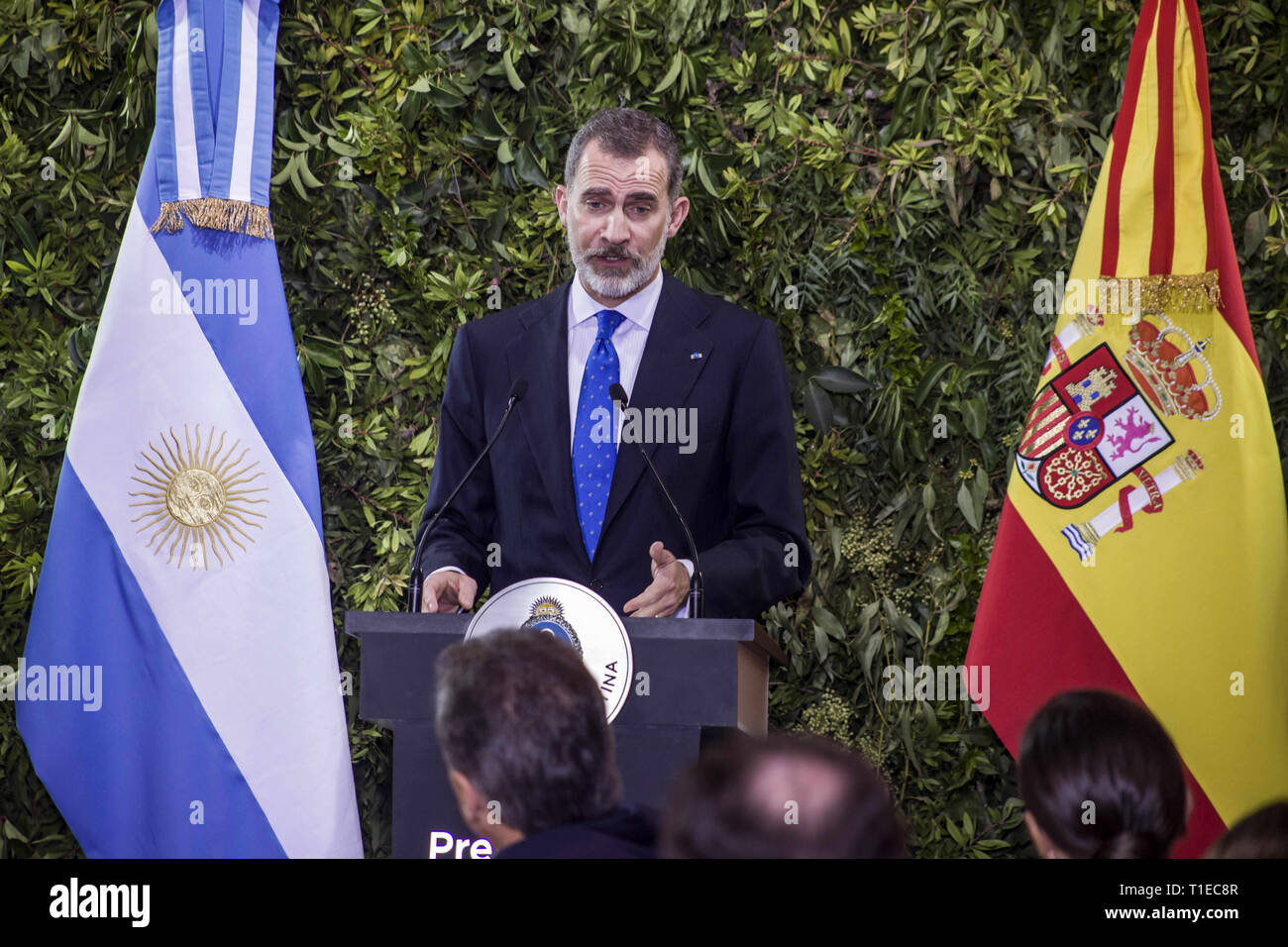 Buenos Aires, Federal Capital, Argentina. 25th Mar, 2019. The kings of Spain, Felipe VI and Letizia Ortiz, arrived on Sunday night, March 24, in Buenos Aires as part of the State visit to Argentina.According to the predicted, the official activities of the monarchs began this Monday, March 25, with a bulky agenda of activities.In the morning they met at Casa Rosada with President Mauricio Macri and the First Lady, Juliana Awada.The kings arrived at the government headquarters around 11 in the morning and after taking the official photo in the White Room, Macri and Felipe VI gave a message Stock Photo