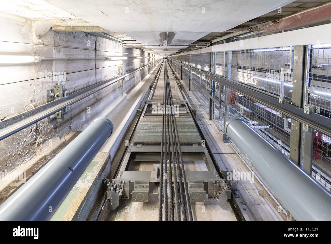 Thyssenkrupp lift hires stock photography and images Alamy