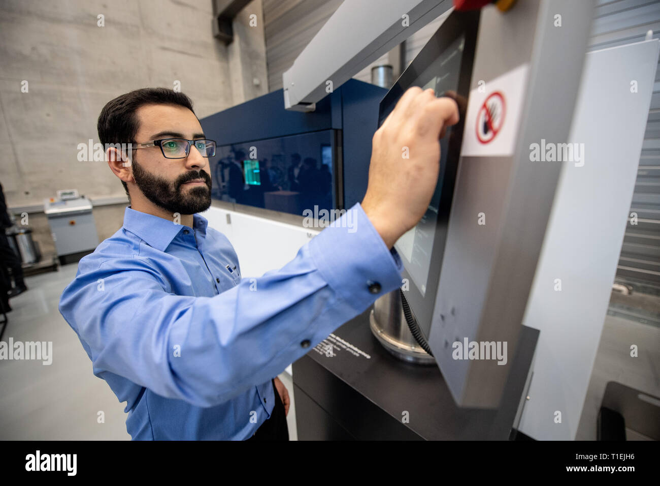 3D Printing Applications Engineer  : 3D Printing Is The Future Of Engineering.