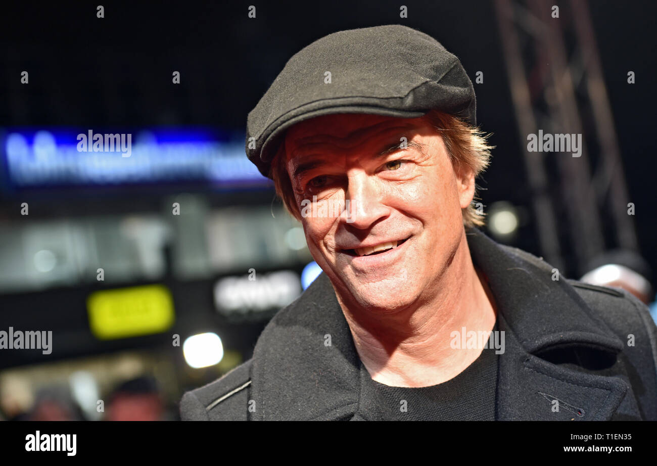 Essen, Germany. 26th Mar, 2019. Campino (Andreas Frege), singer of the band  "Die Toten Hosen" comes to the premiere of the documentary film "Weil du  nur einmal leben - die Toten Hosen