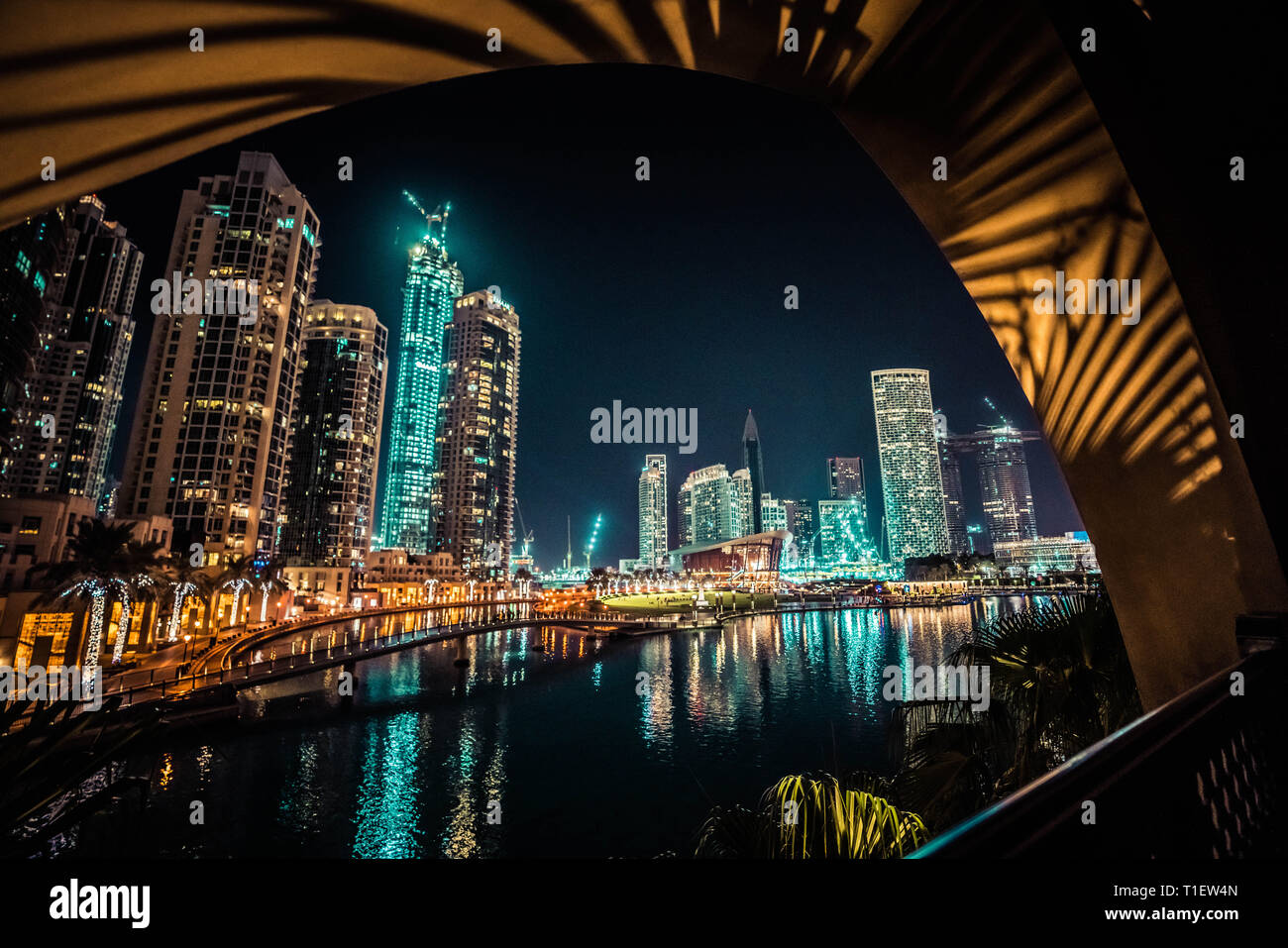The palm dubai aerial hi-res stock photography and images - Alamy