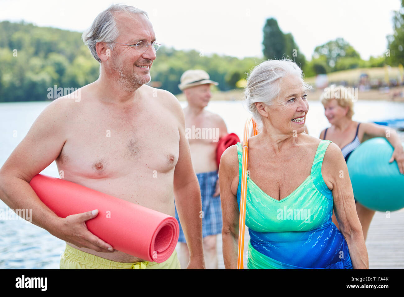 Senior Citizens At The Beach Hi Res Stock Photography And Images Alamy