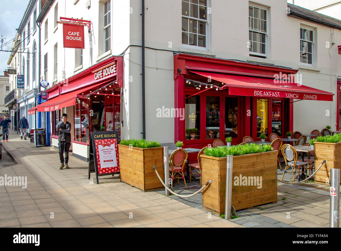 Cafe Rouge Leamington Spa, Warwickshire, West Midlands, UK. Stock Photo