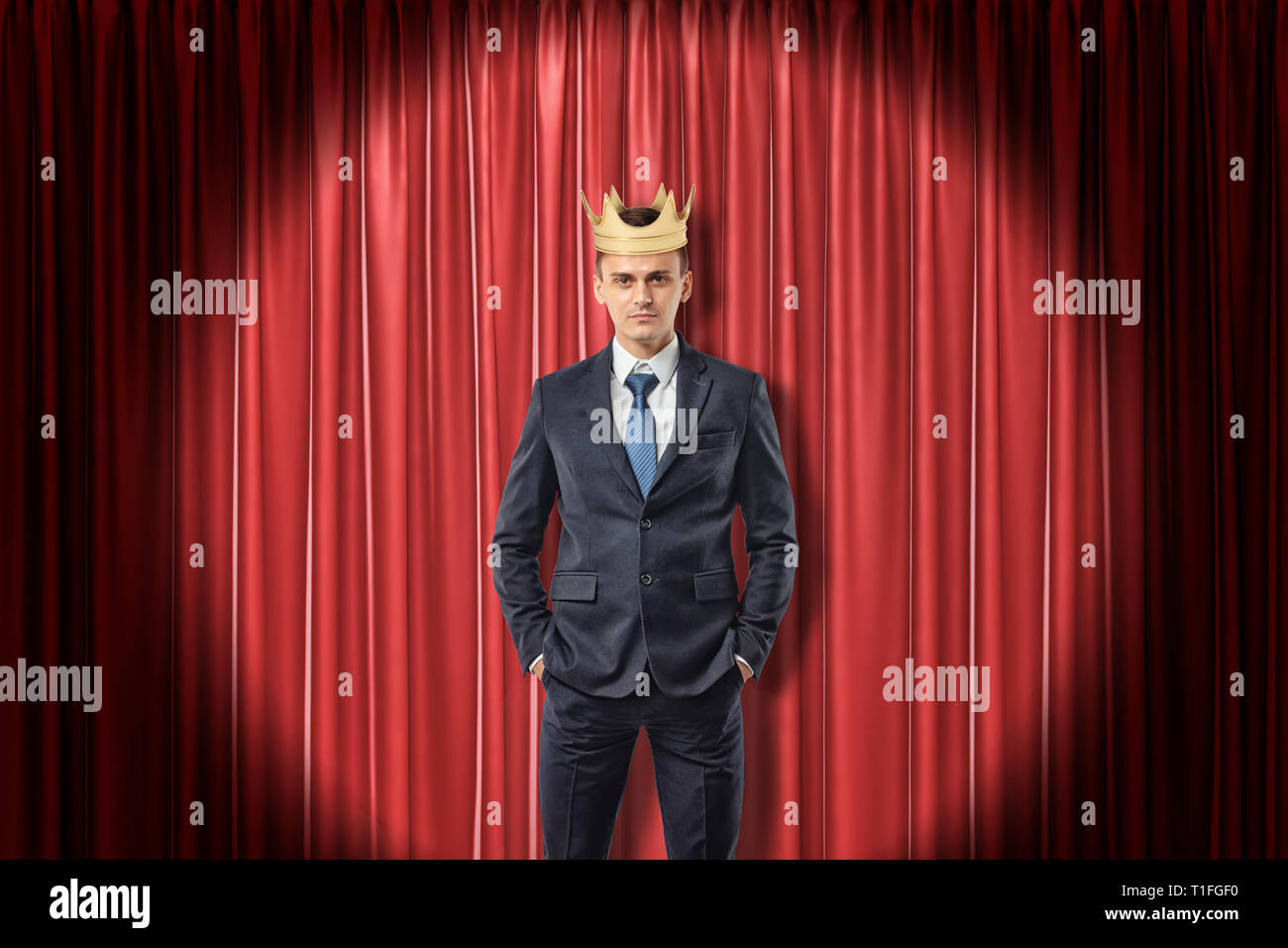 Royal gold crown on pillow hi-res stock photography and images - Alamy