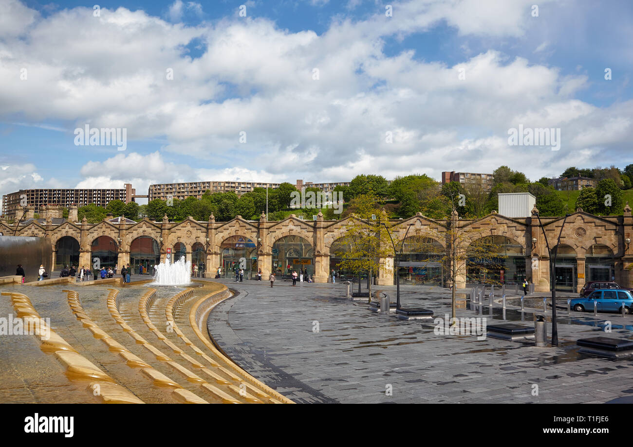 SHEFFIELD, ENGLAND - MAY 8, 2009: The view of Sheaf Square with the railway station and Park Hill in the background. South Yorkshire. England Stock Photo