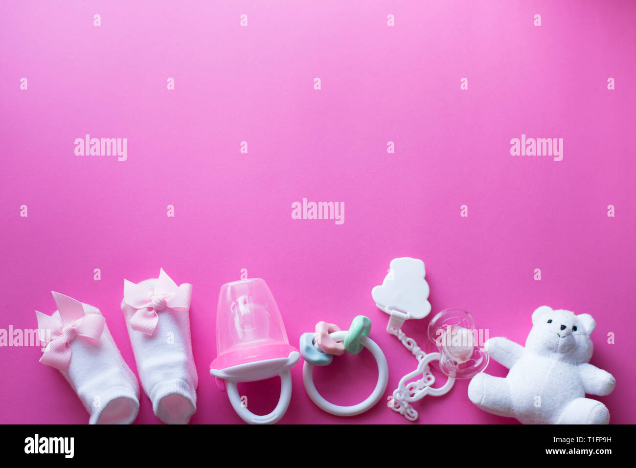 Unduh 46 Background Pink Child Gratis Terbaik