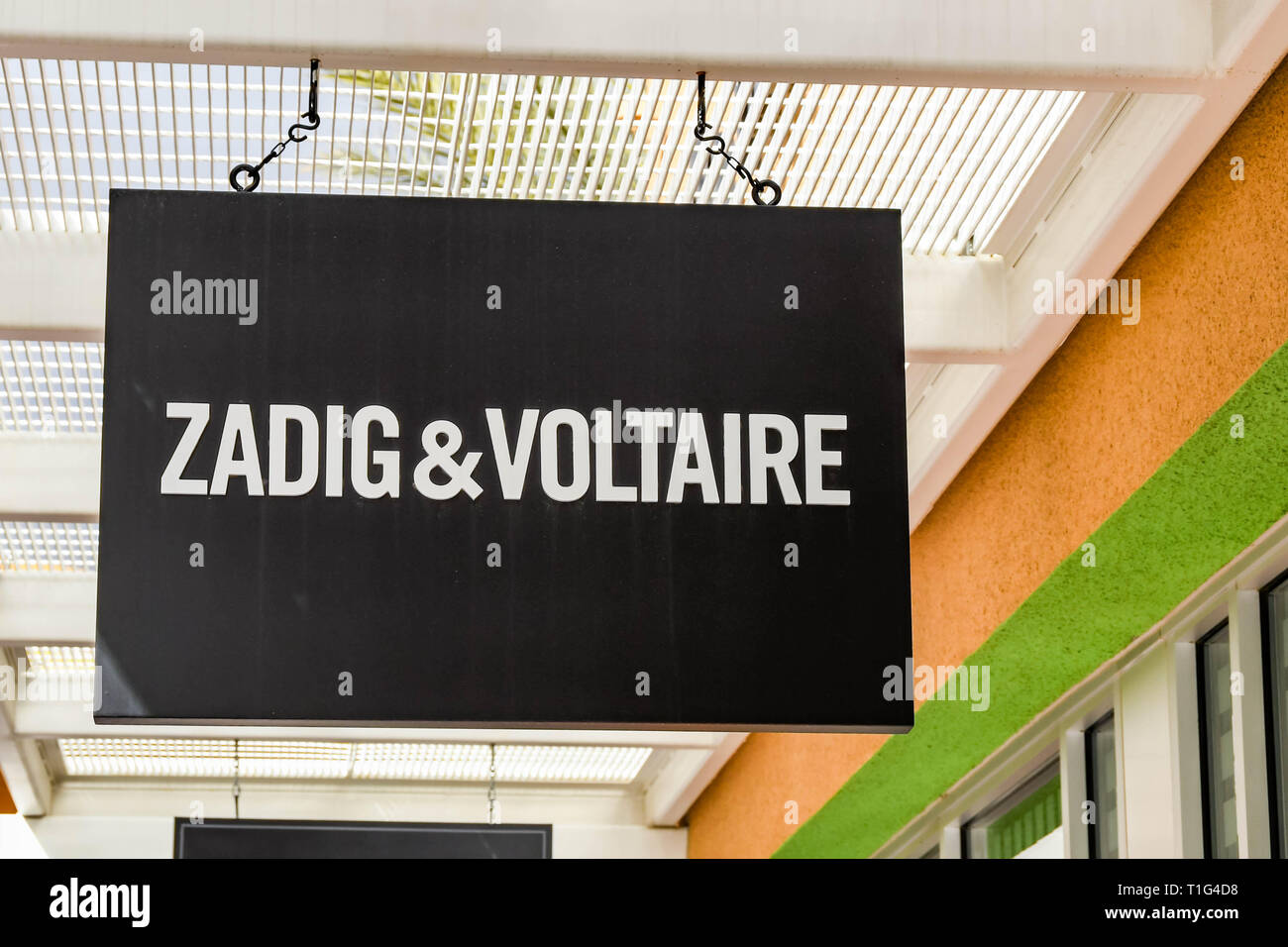 LAS VEGAS, NV, USA - FEBRUARY 2019: Sign above the entrance to the Zadig &  Voltaire store in the Premium Outlets north in Las Vegas Stock Photo - Alamy