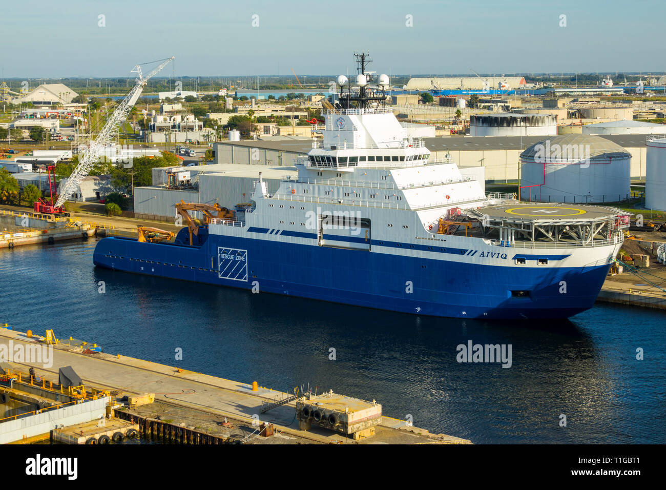 Aiviq is an American icebreaking anchor handling tug supply vessel owned by Edison Chouest Offshore. The $200 million vessel was built in 2012 by Nort Stock Photo