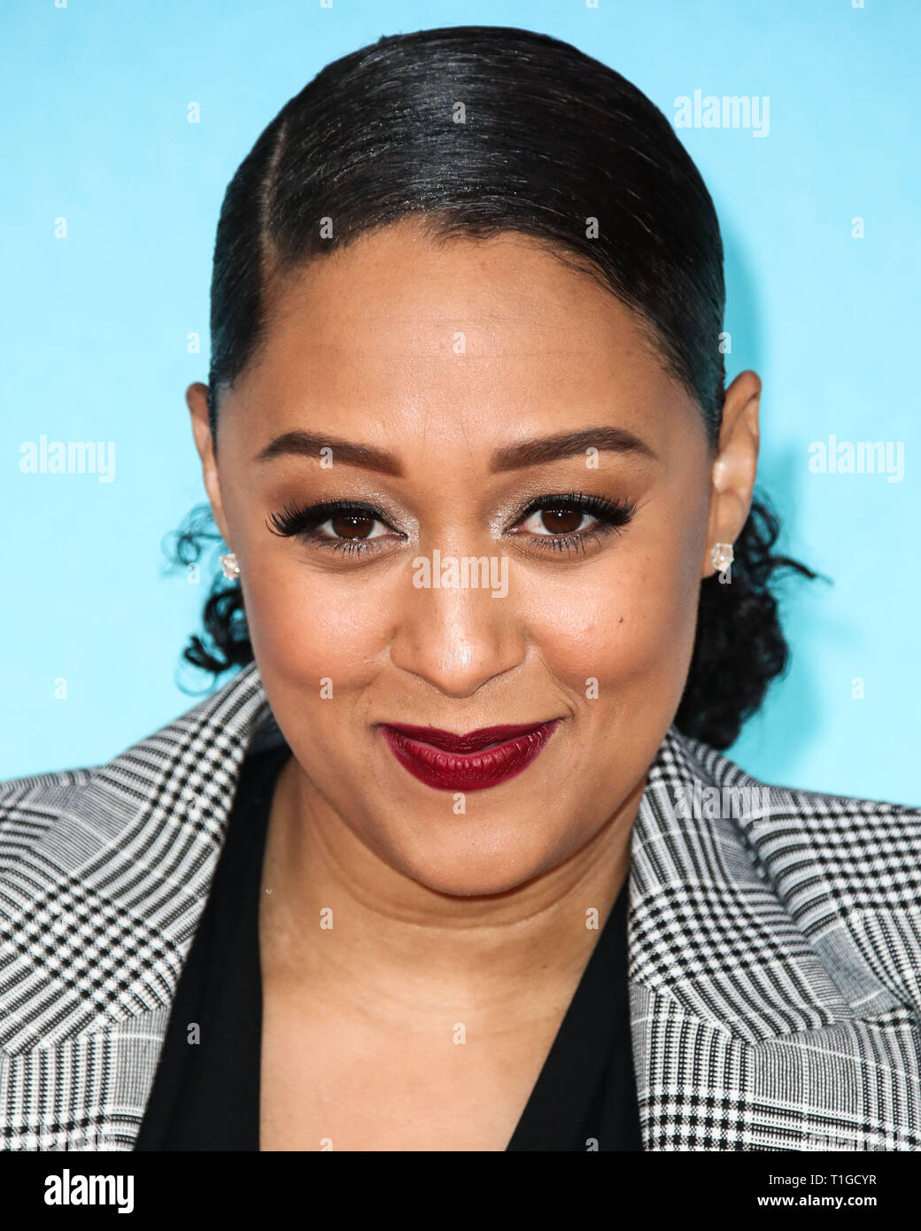 LOS ANGELES, CA, USA - MARCH 23: Tia Mowry-Hardrict arrives at