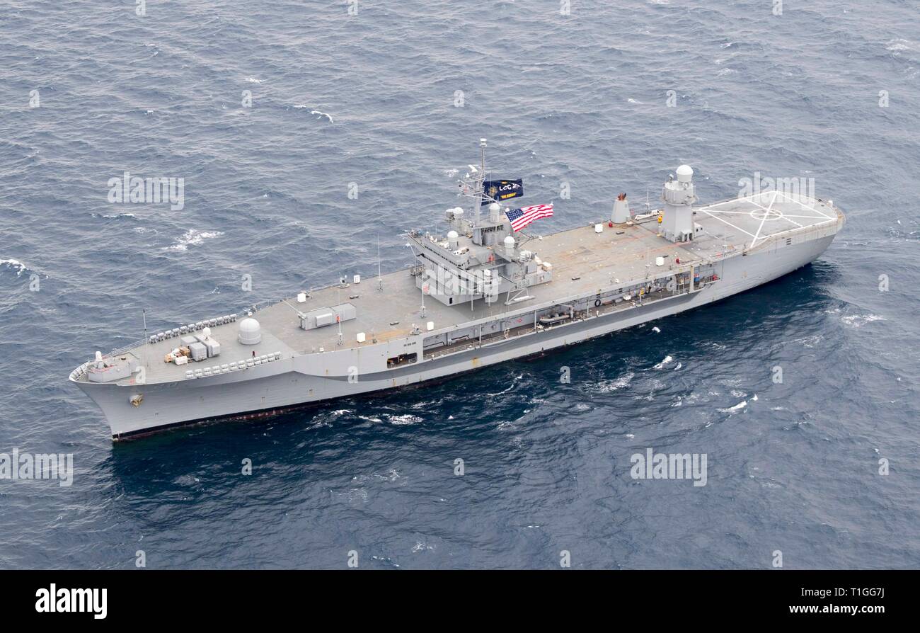 190320-N-BT677-0066    MEDITERRANEAN SEA (March 20, 2019) – The Blue Ridge-class command and control ship USS Mount Whitney (LCC 20) flies the battle ensign from the main mast while underway. Mount Whitney, forward-deployed to Gaeta, Italy, operates with a combined crew of U.S. Navy Sailors and Military Sealift Command civil service mariners. (U.S. Navy photo by Mass Communication Specialist 3rd Class Jonathan Word/Released) Stock Photo