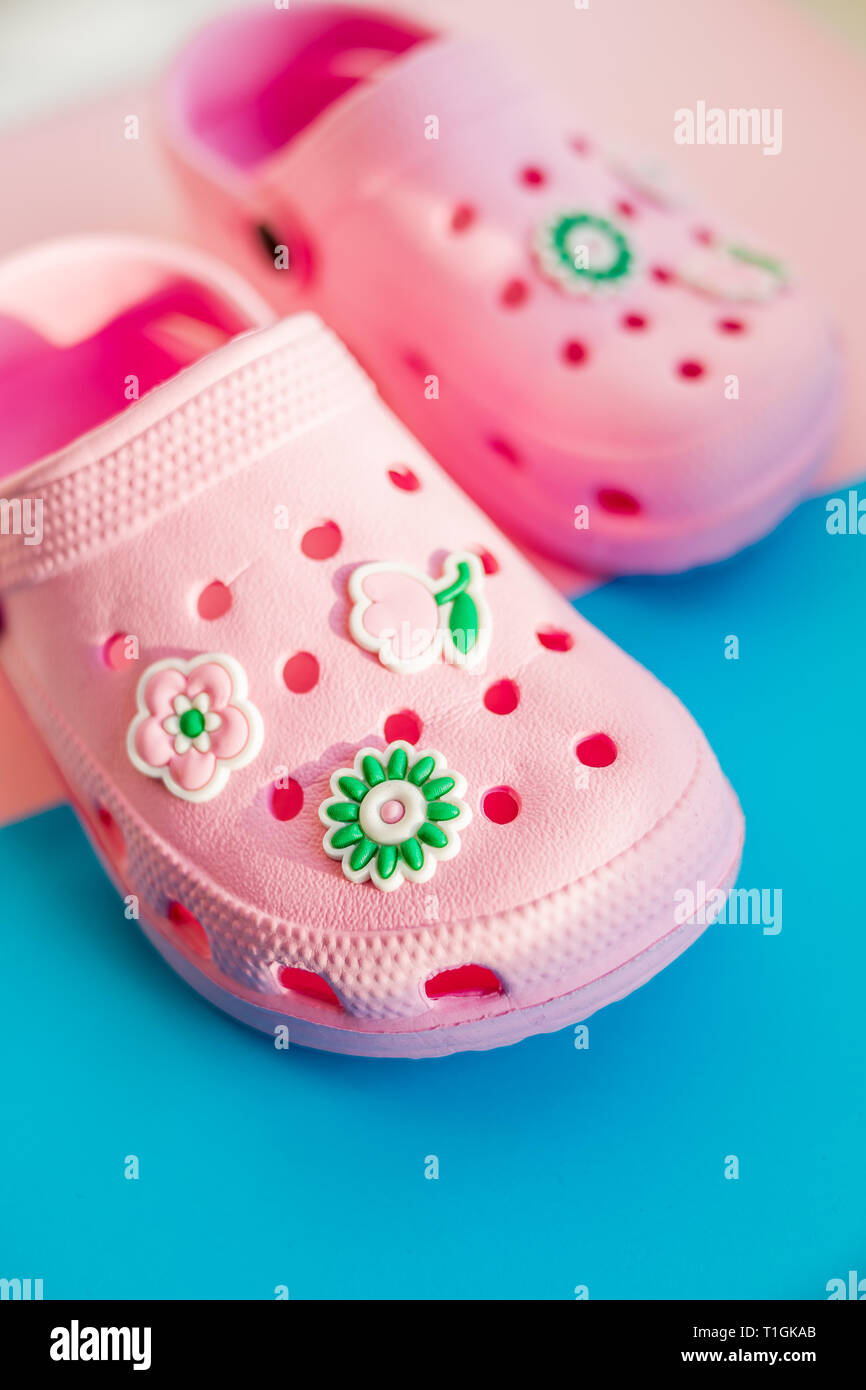 rubber sandals for girls