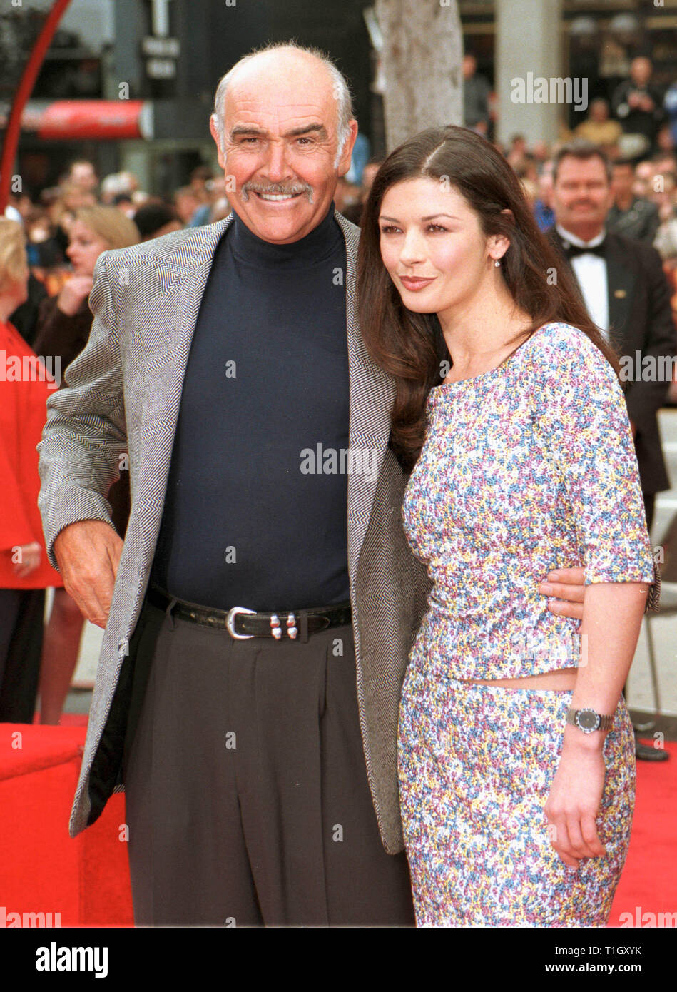 Catherine zeta jones sean connery hires stock photography and images