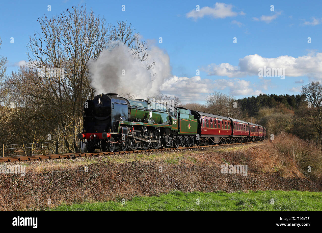 34027 Taw Valley heads past Haye Bridge on the Severn Valley Railway. Stock Photo