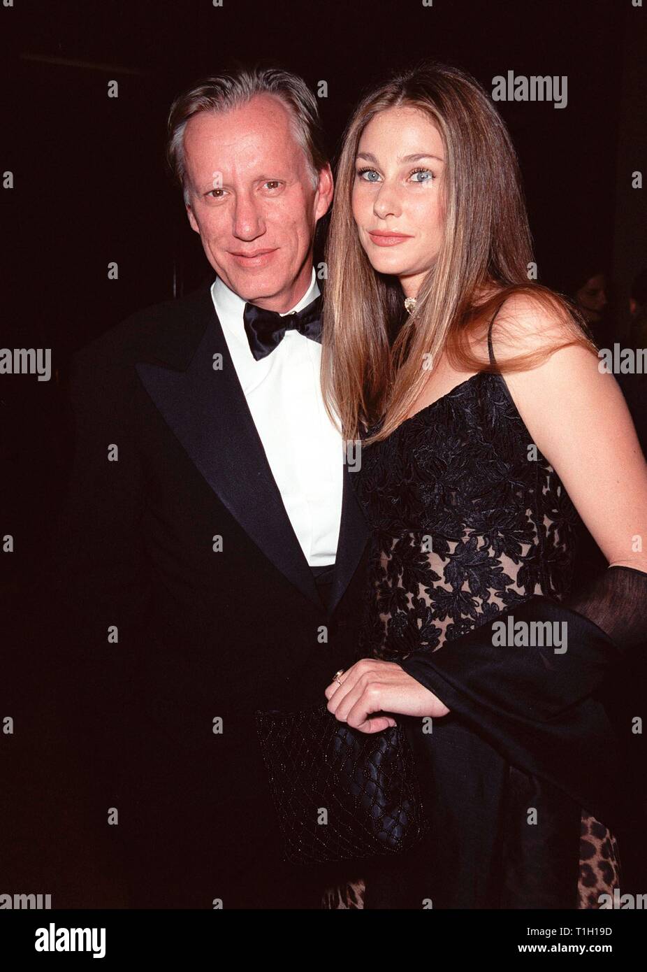 LOS ANGELES, CA. October 09, 1999:  Actor James Woods & girlfriend at the 1999 American Cinematheque Moving Picture Ball honoring actress/director Jodie Foster. © Paul Smith / Featureflash Stock Photo