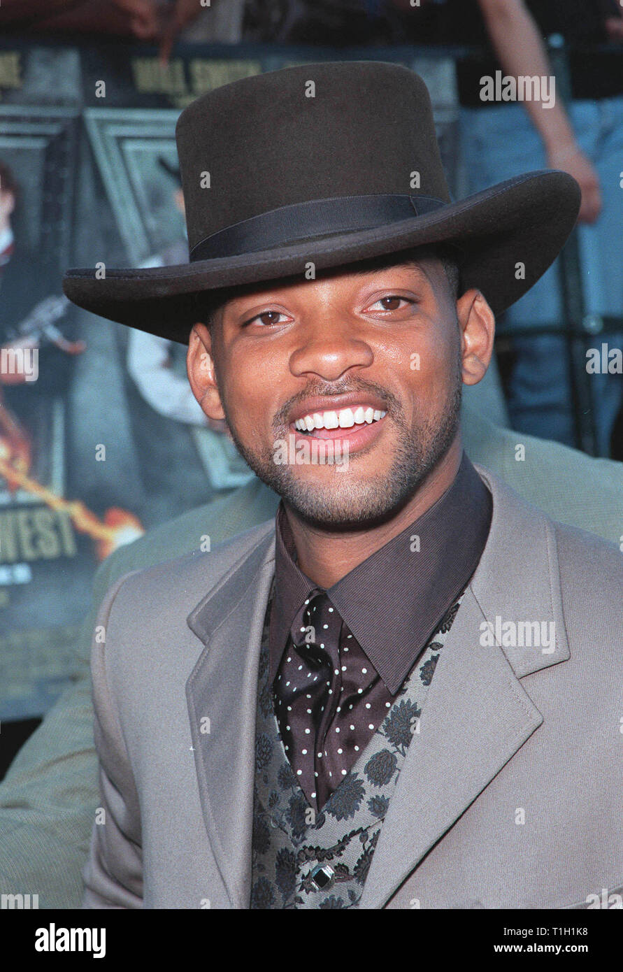 LOS ANGELES, CA. June 28, 1999: Actor WILL SMITH at the world premiere of  his new movie "Wild Wild West" in Los Angeles. © Paul Smith / Featureflash  Stock Photo - Alamy