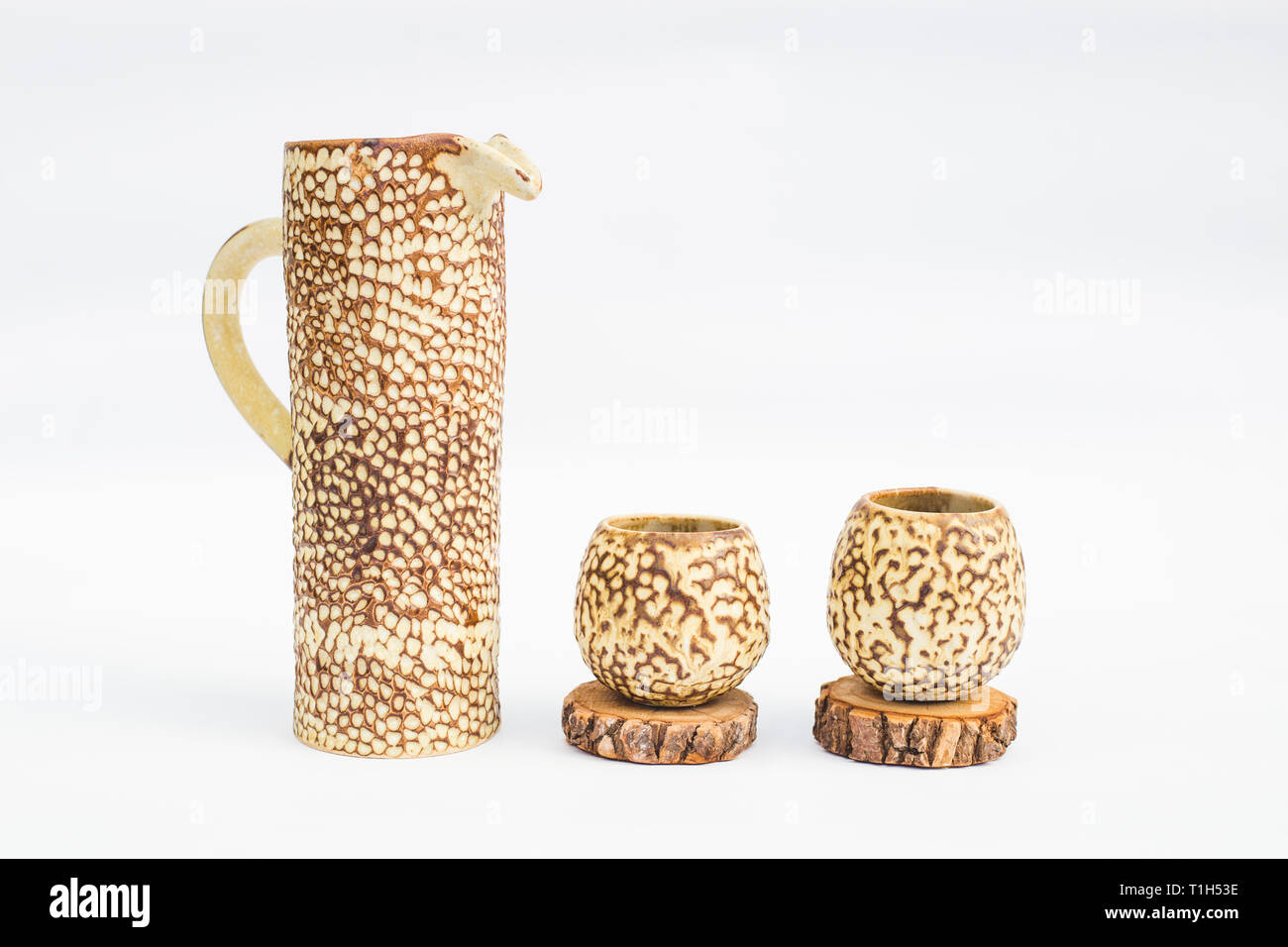 Pitcher and bowls hi-res stock photography and images - Alamy