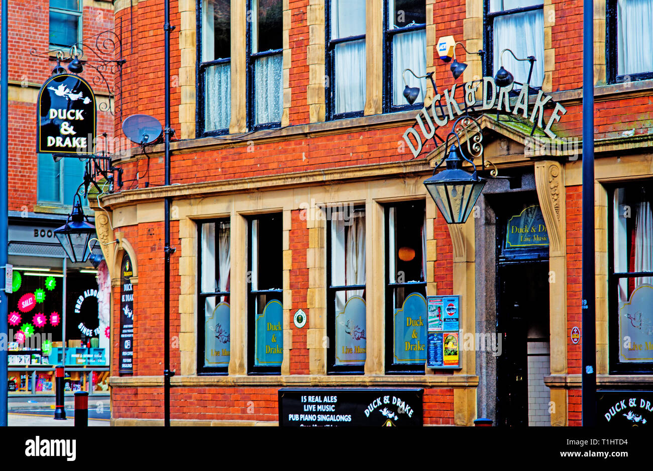 The Duck and Drake Pub, Kirkgate, Leeds, England Stock Photo