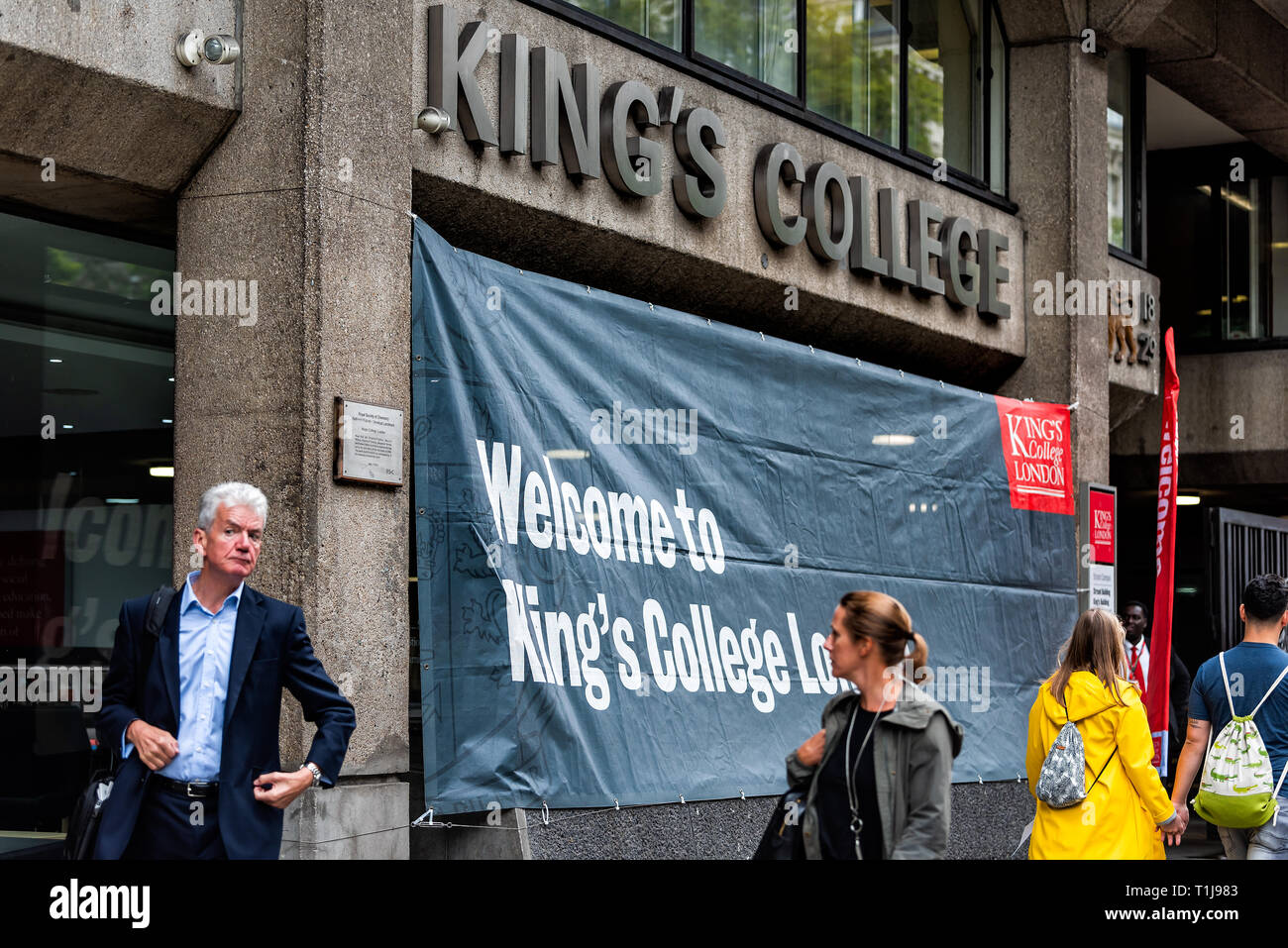 King's college london strand campus hi-res stock photography and images ...