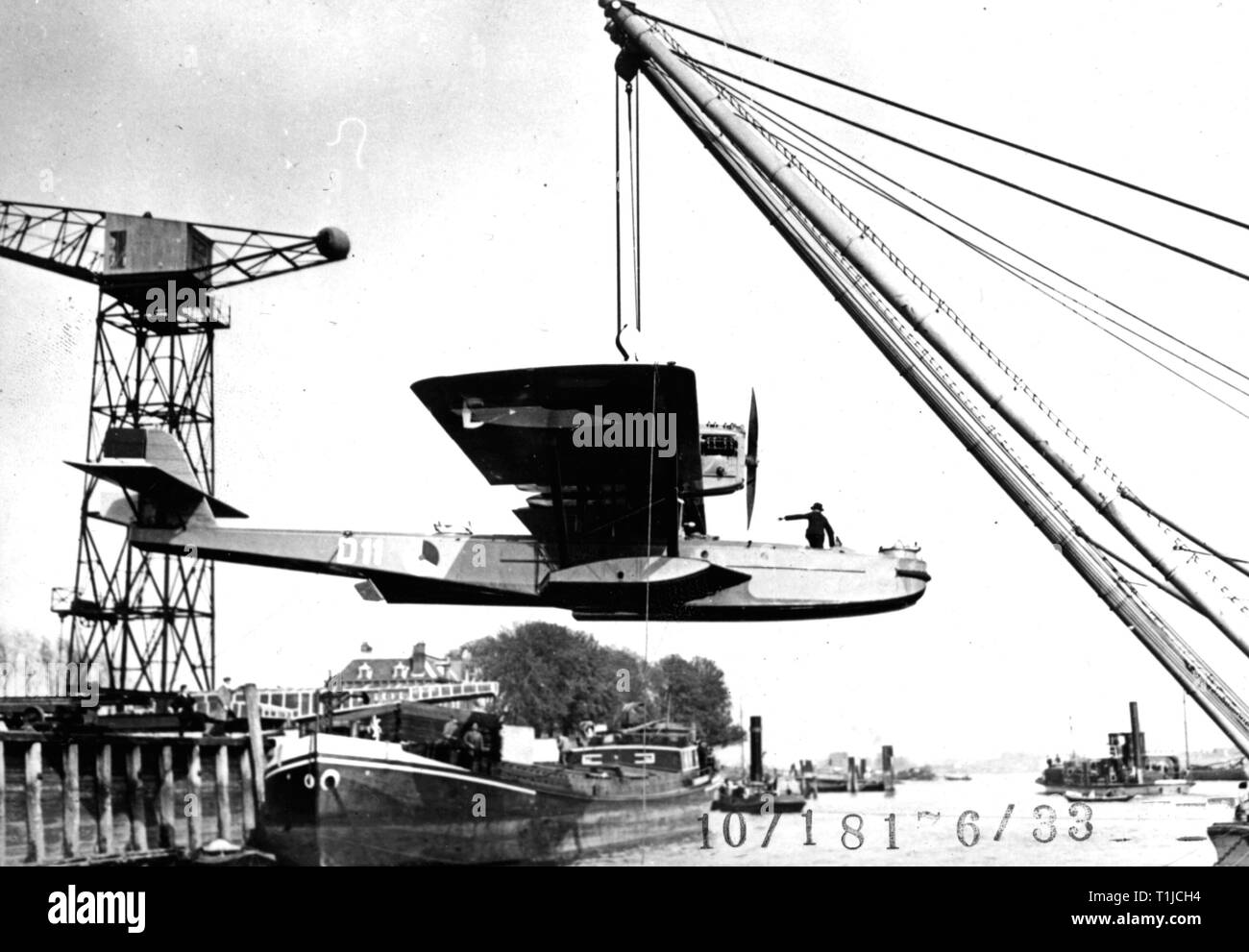 transport / transportation, aviation, military aircraft, flying boat Dornier Do J 'Militaer-Wal', is prepared for delivery to the Netherlands, for assignment with the Royal Dutch Armed Forces in the Dutch East Indies, 1927, Additional-Rights-Clearance-Info-Not-Available Stock Photo