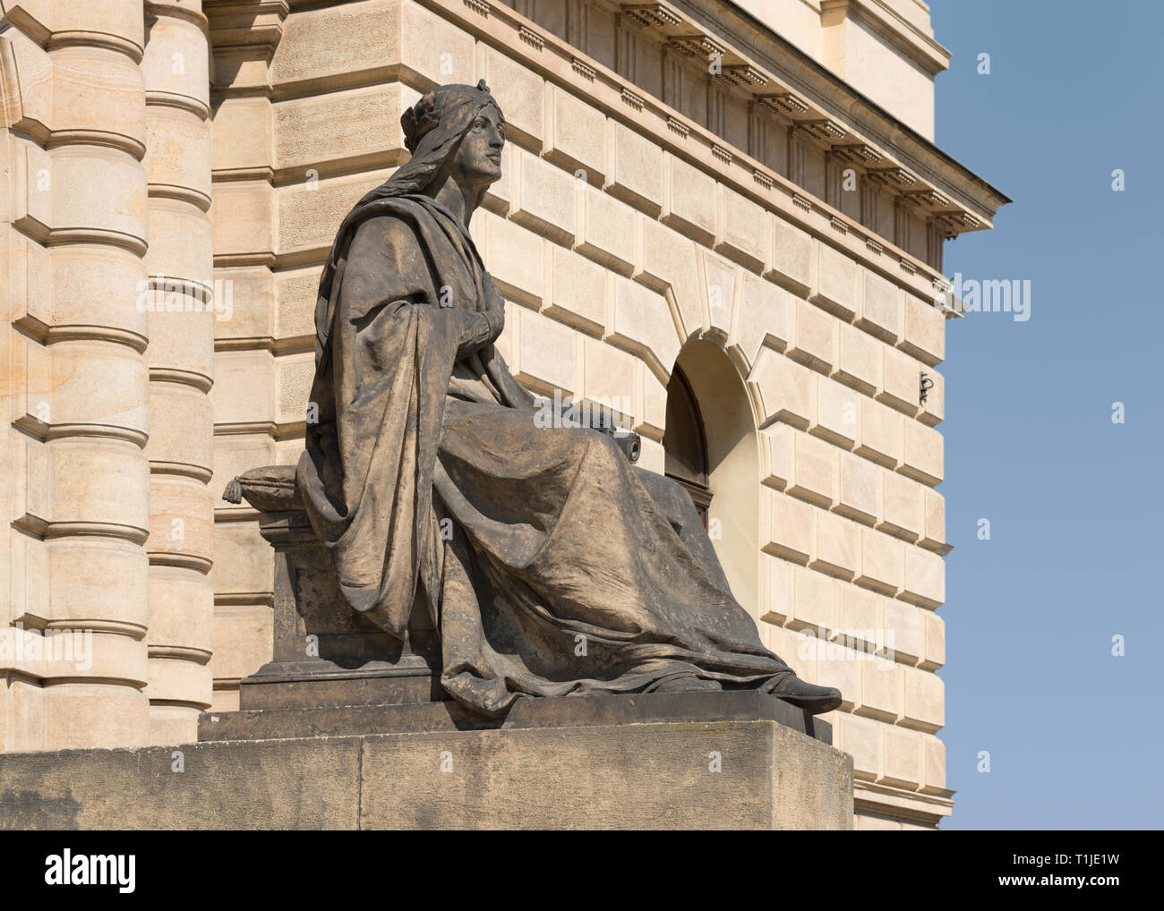 Prague: statue at the entrance of the Rudolfinum Stock Photo