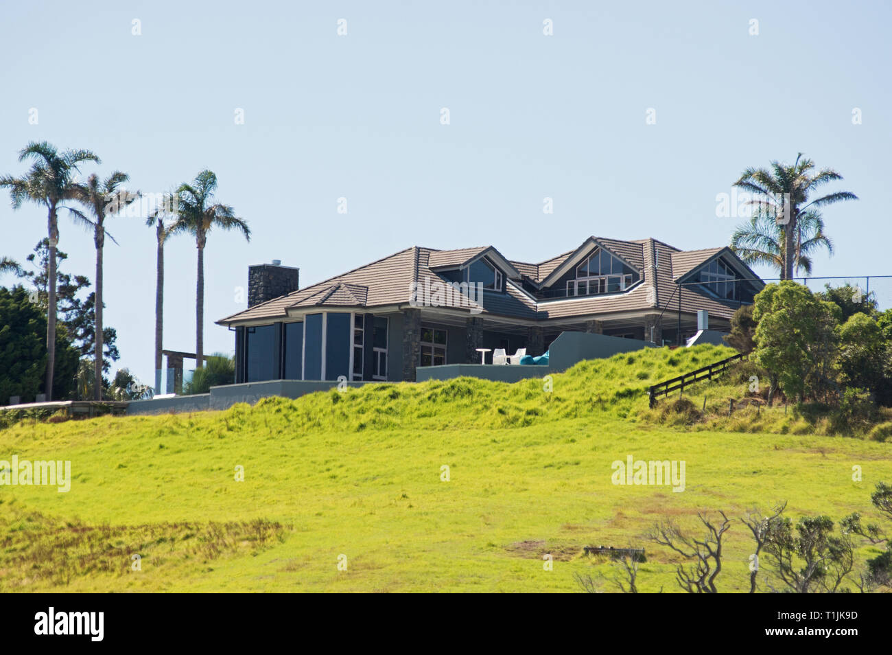 Mansions of Waiheke island Stock Photo Alamy