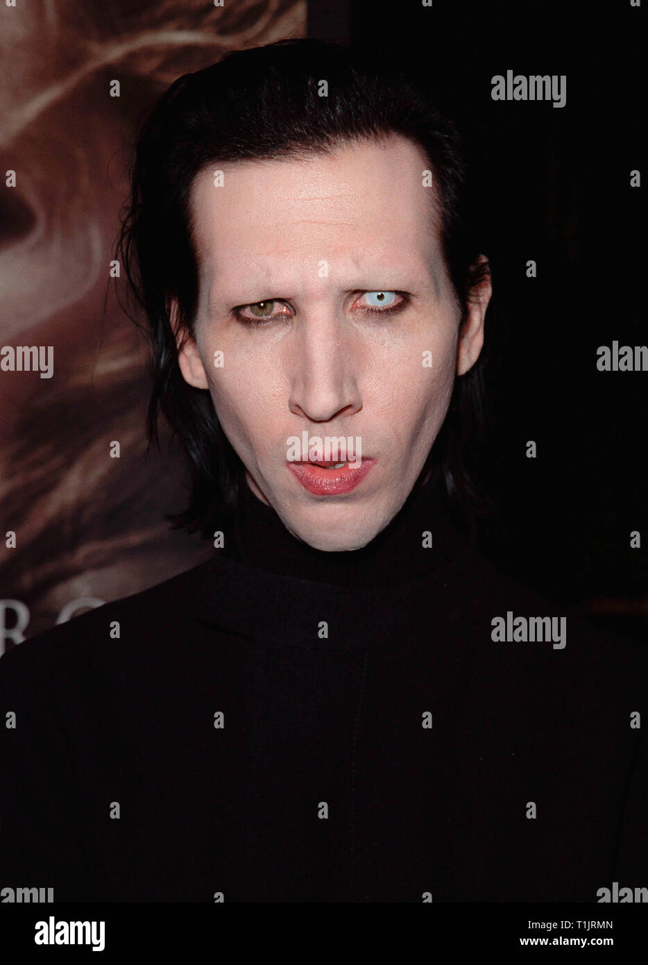 LOS ANGELES, CA. November 17, 1999:   Rock star Marilyn Manson at the world premiere, in Hollywood, of  'Sleepy Hollow' which stars Johnny Depp & Christina Ricci. © Paul Smith / Featureflash Stock Photo