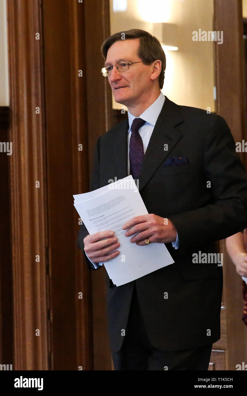 Westminster, London, UK. 27th Mar, 2019. Dominic Grieve MP - Conservative former Attorney General at a PeopleÕs Vote press conference in Westminster setting out an analysis of the different Brexit options facing Members of Parliament in indicative votes. Later today the MPs will votes on series of indicative votes on alternatives to Prime Minister Theresa MayÕs Brexit deal. Credit: Dinendra Haria/Alamy Live News Stock Photo