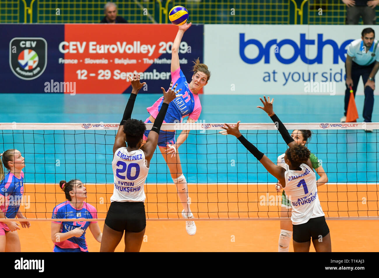 Candy Arena, Monza, Italy. 27th March, 2019. CEV Volleyball Challenge Cup women, Final, 2nd leg. Anne Buijs of Saugella Monza during the match between Saugella Monza and Aydin BBSK at the Candy Arena Italy.  Credit: Claudio Grassi/Alamy Live News Stock Photo