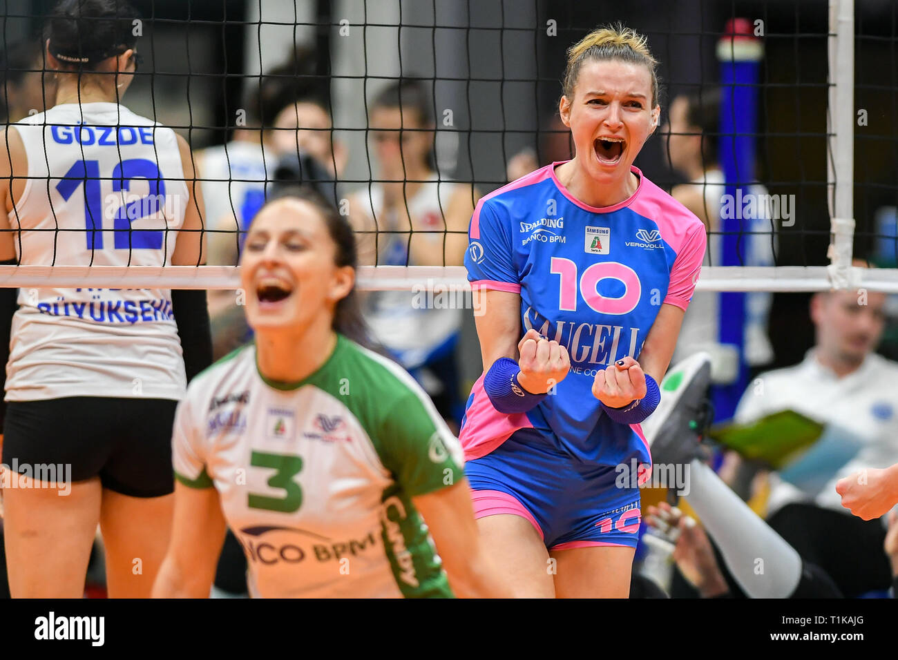 Candy Arena, Monza, Italy. 27th March, 2019. CEV Volleyball Challenge Cup women, Final, 2nd leg. Edina Begic of Saugella Monza exultation during the match between Saugella Monza and Aydin BBSK at the Candy Arena Italy.  Credit: Claudio Grassi/Alamy Live News Stock Photo