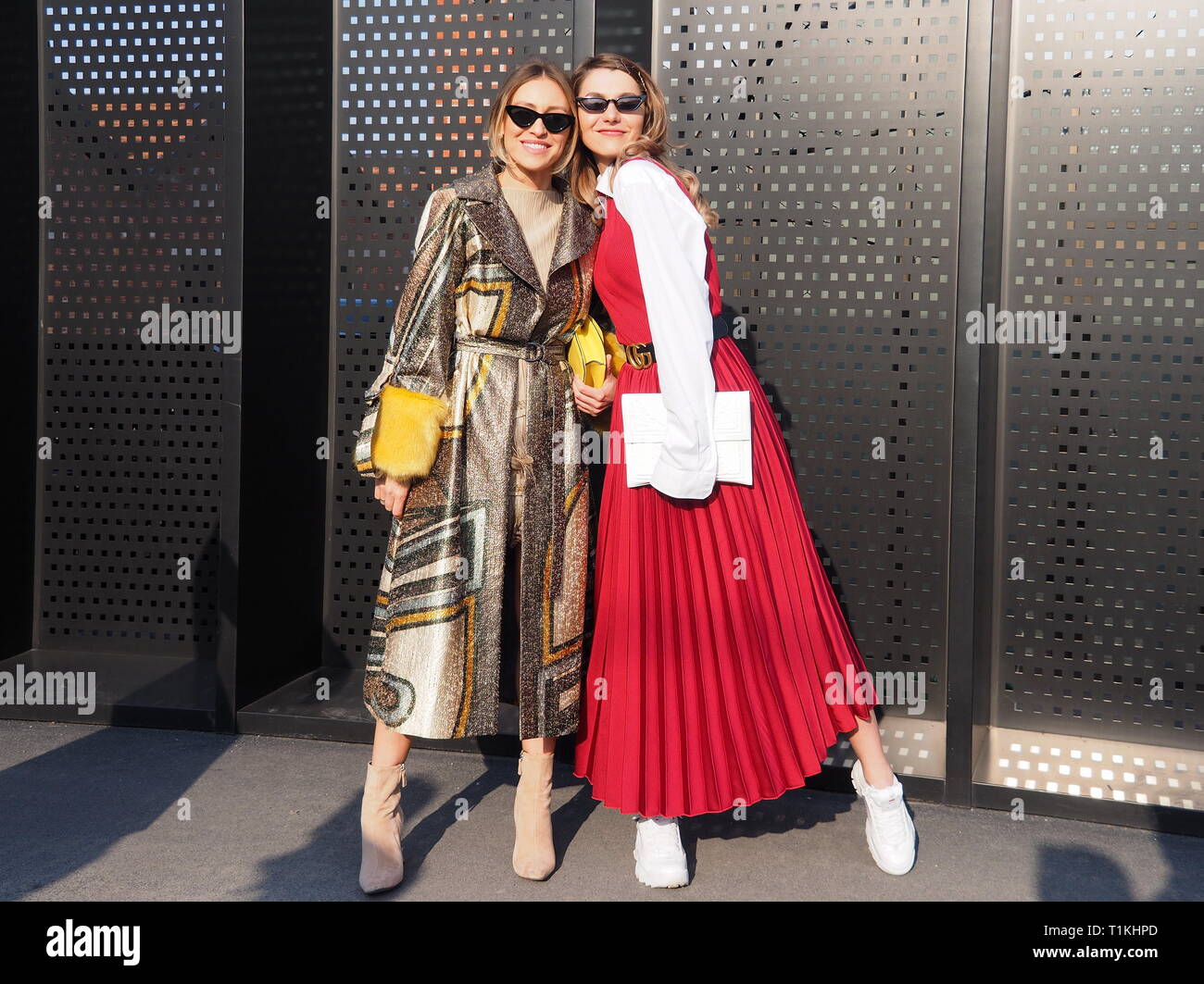 MILAN, Italy: 20 February 2019: Fashion bloggers street style outfits  before Gucci fashion show during Milan fashion week Fal - OL7905 Stock  Photo - Alamy