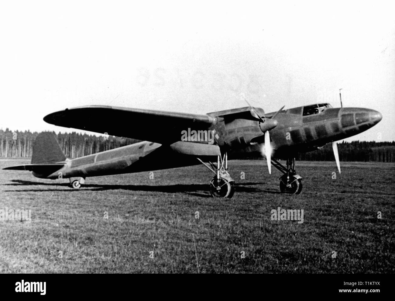 transport / transportation, aviation, military aircraft, light bomber Dornier Do 17 V, prototype V-1, 1934, Additional-Rights-Clearance-Info-Not-Available Stock Photo
