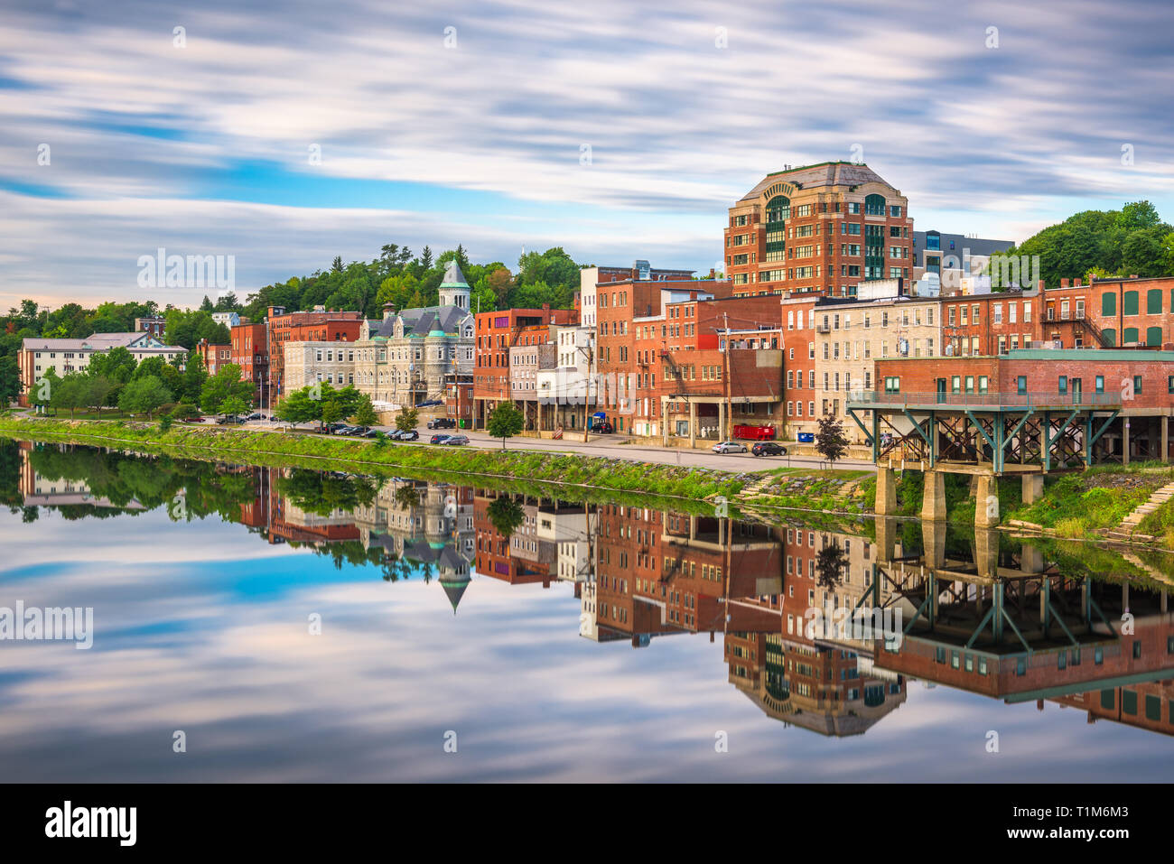 Augusta, Maine, USA downtown skyline on the Kennebec River Stock Photo