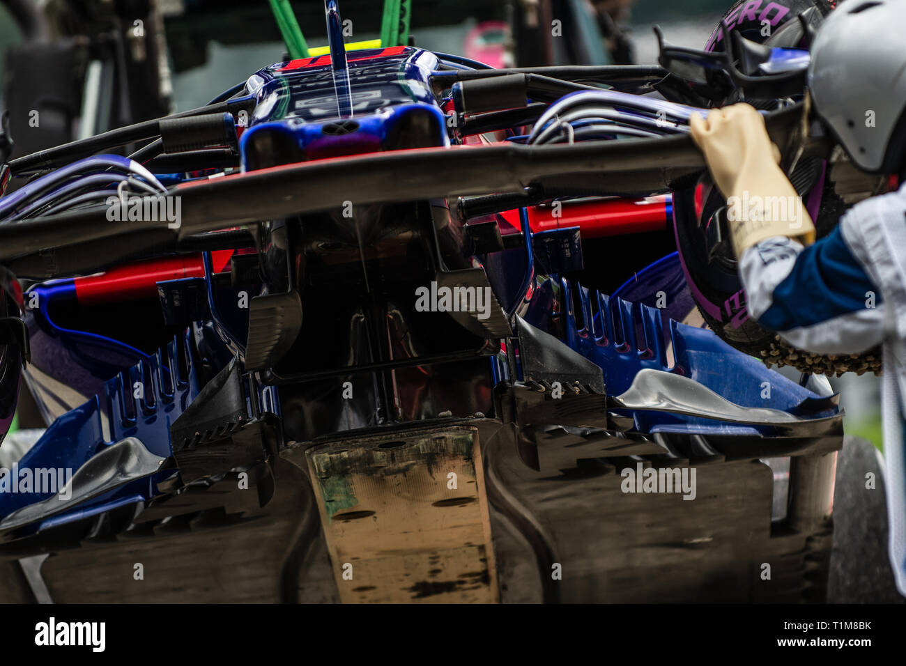 Spielberg Austria 06 29 18 The Broken Toro Rosso Honda Str13 Of 10 Pierre Gasly Fra Being Removed From The Track After The Frenchman Broke Th Stock Photo Alamy