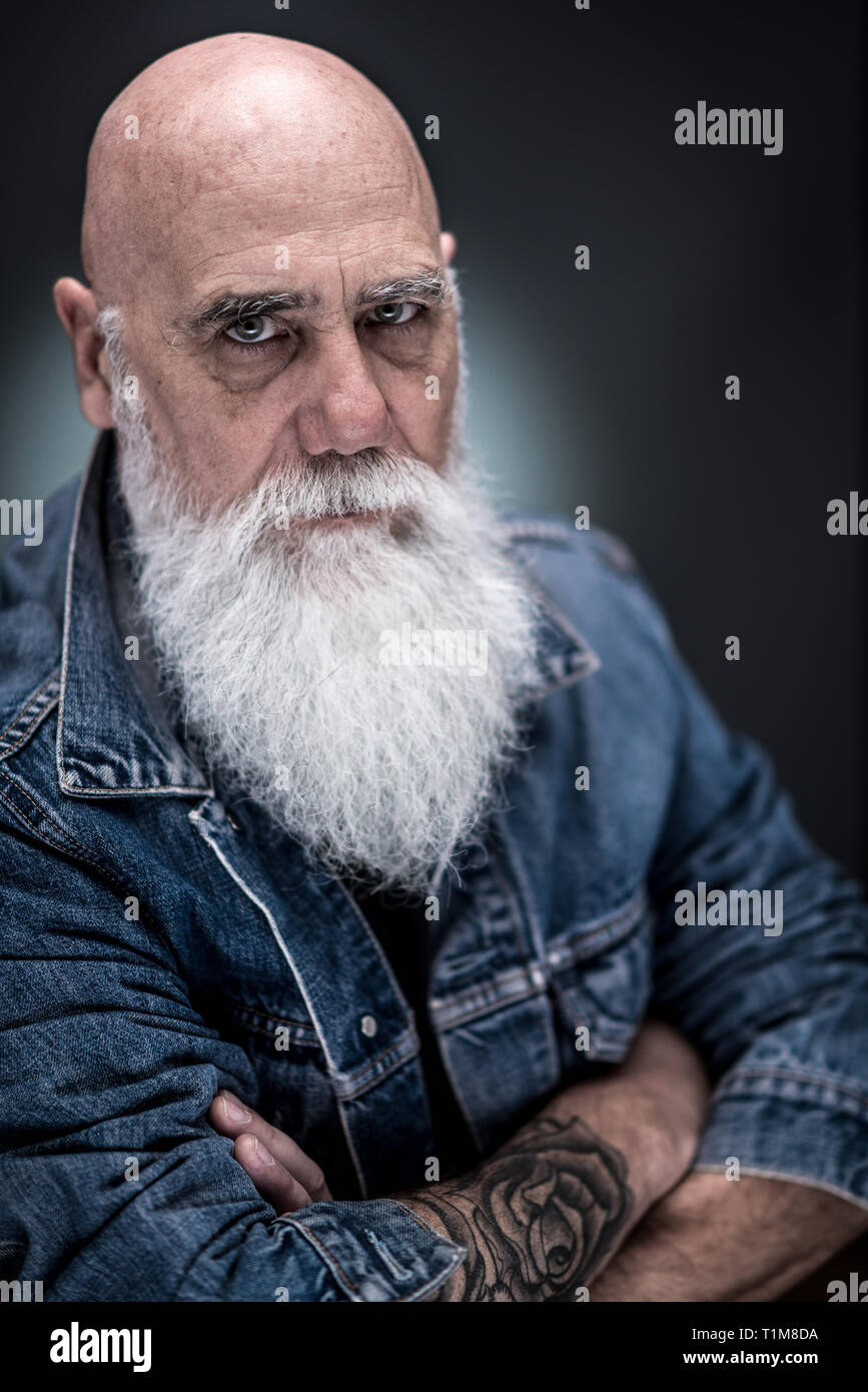 Bald head tattooed hi-res stock photography and images - Alamy