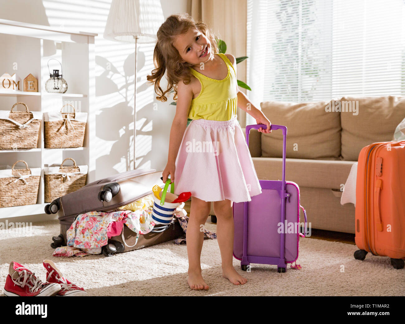 Illustration of happy kids traveling with suitcase in summer