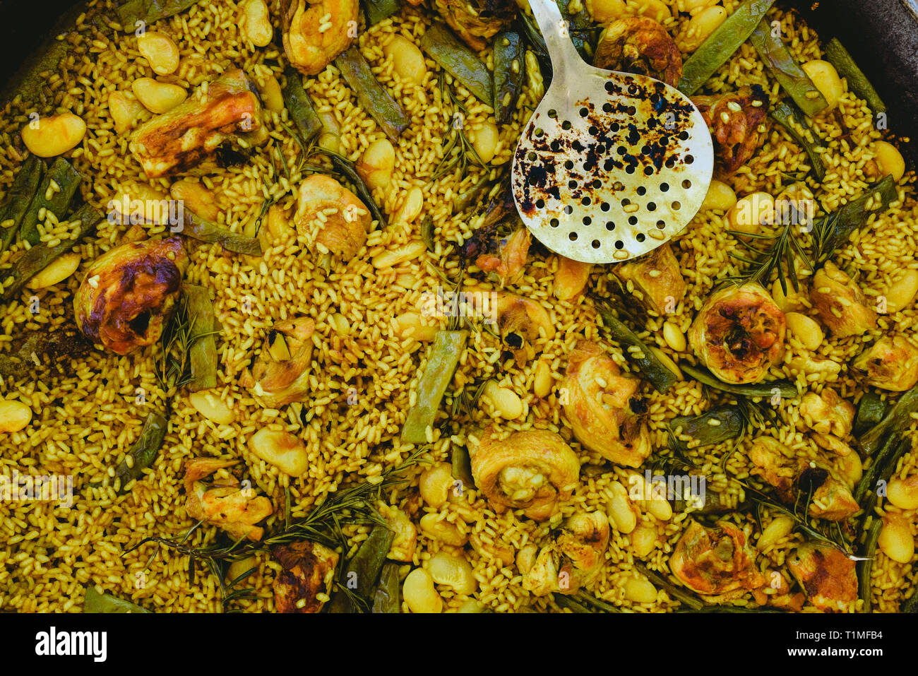 Paella valenciana garrofon hires stock photography and images Alamy