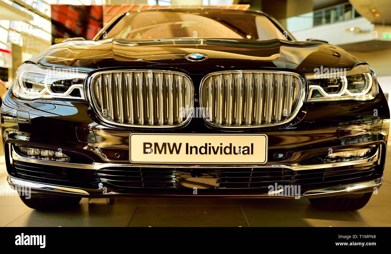 BMW Showroom in Bmw Welt Munich Germany Stock Photo Alamy