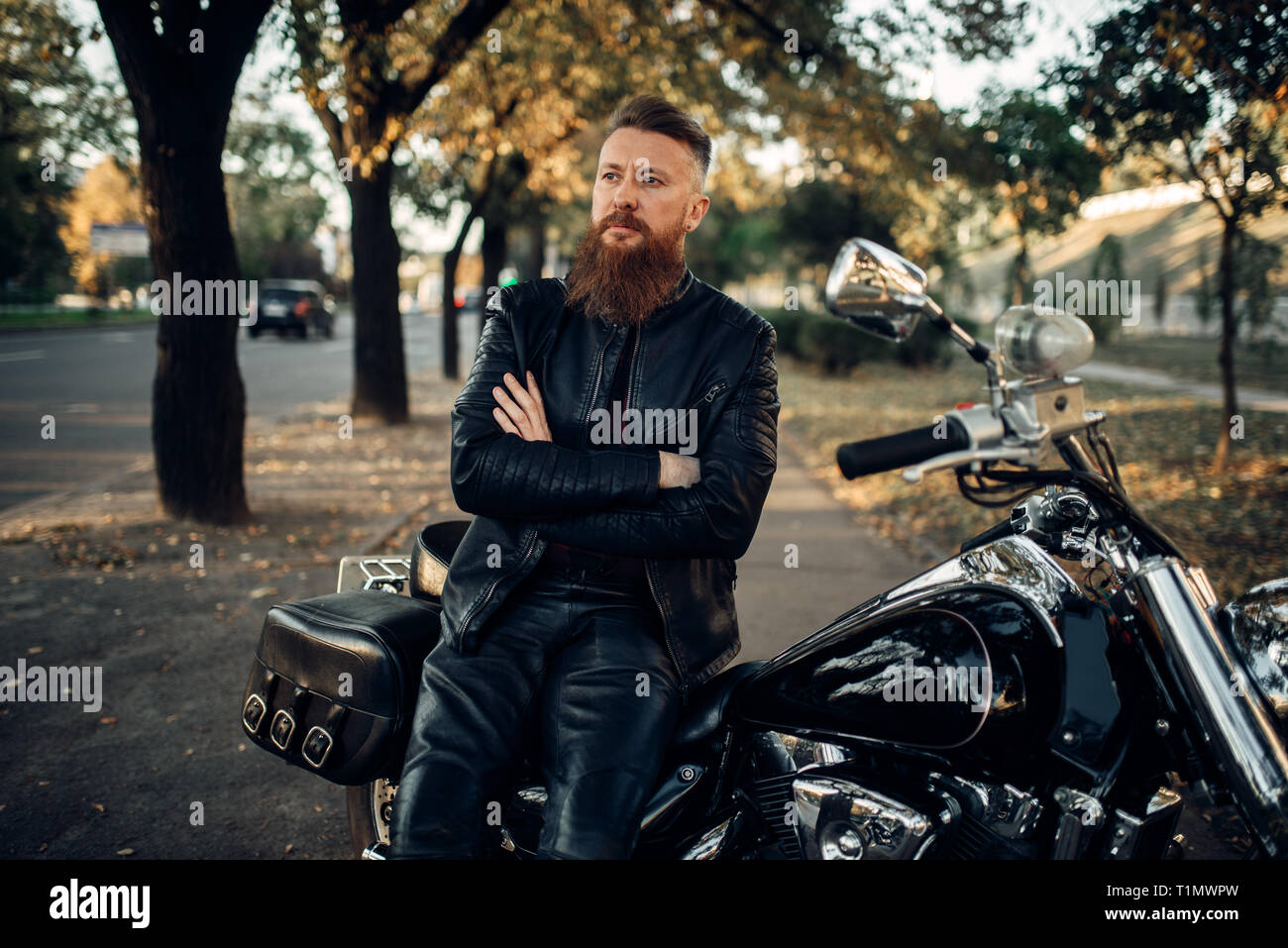 Male Model In The City Stock Photo - Download Image Now - Leather Jacket,  Men, Leather - iStock