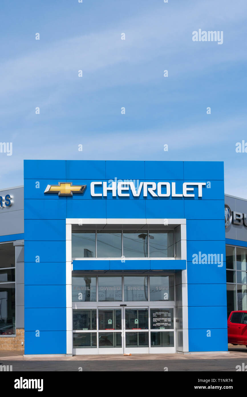 STILLWATER, MN/USA MARCH 24, 2019 Chevrolet automobile dealership