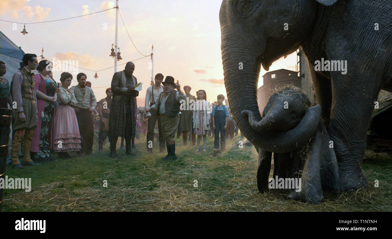 Dumbo 2019 film hi res stock photography and images Alamy