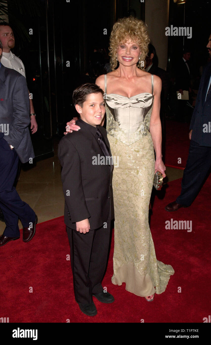 LOS ANGELES, CA. February 17, 2000:   Actress Loni Anderson & son QUINTON at American Film Institute Life Achievement Award Salute to Harrison Ford. © Paul Smith / Featureflash Stock Photo