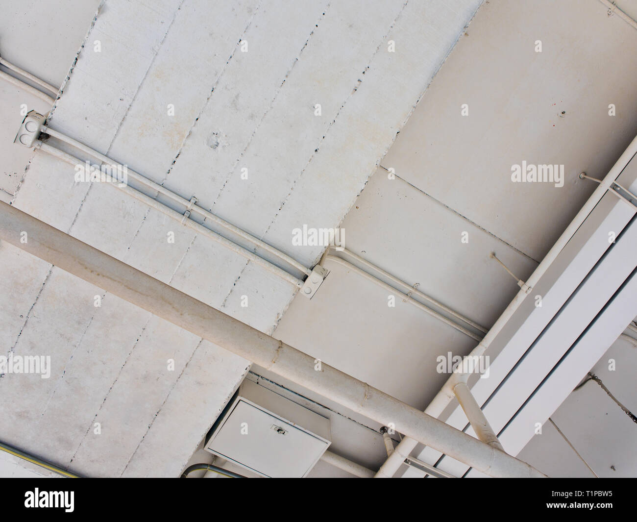 Cable Tray Stock Photos Cable Tray Stock Images Alamy