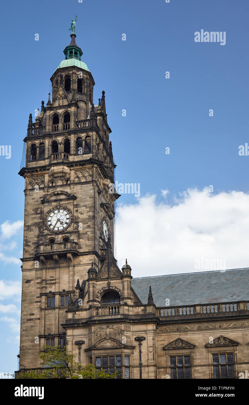 Sheffield town hall clock tower hires stock photography and images Alamy