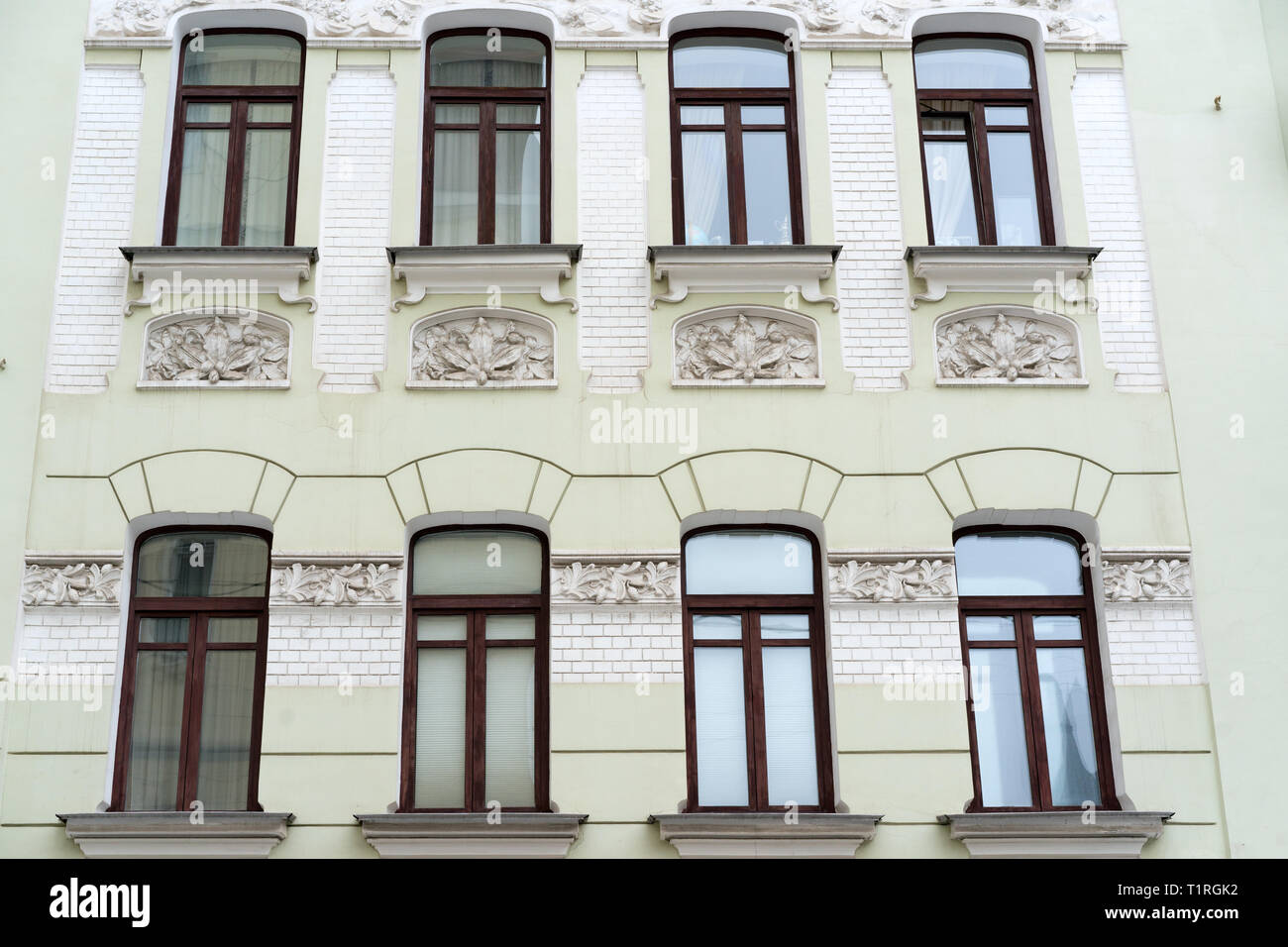 Alabaster facade hi-res stock photography and images - Alamy