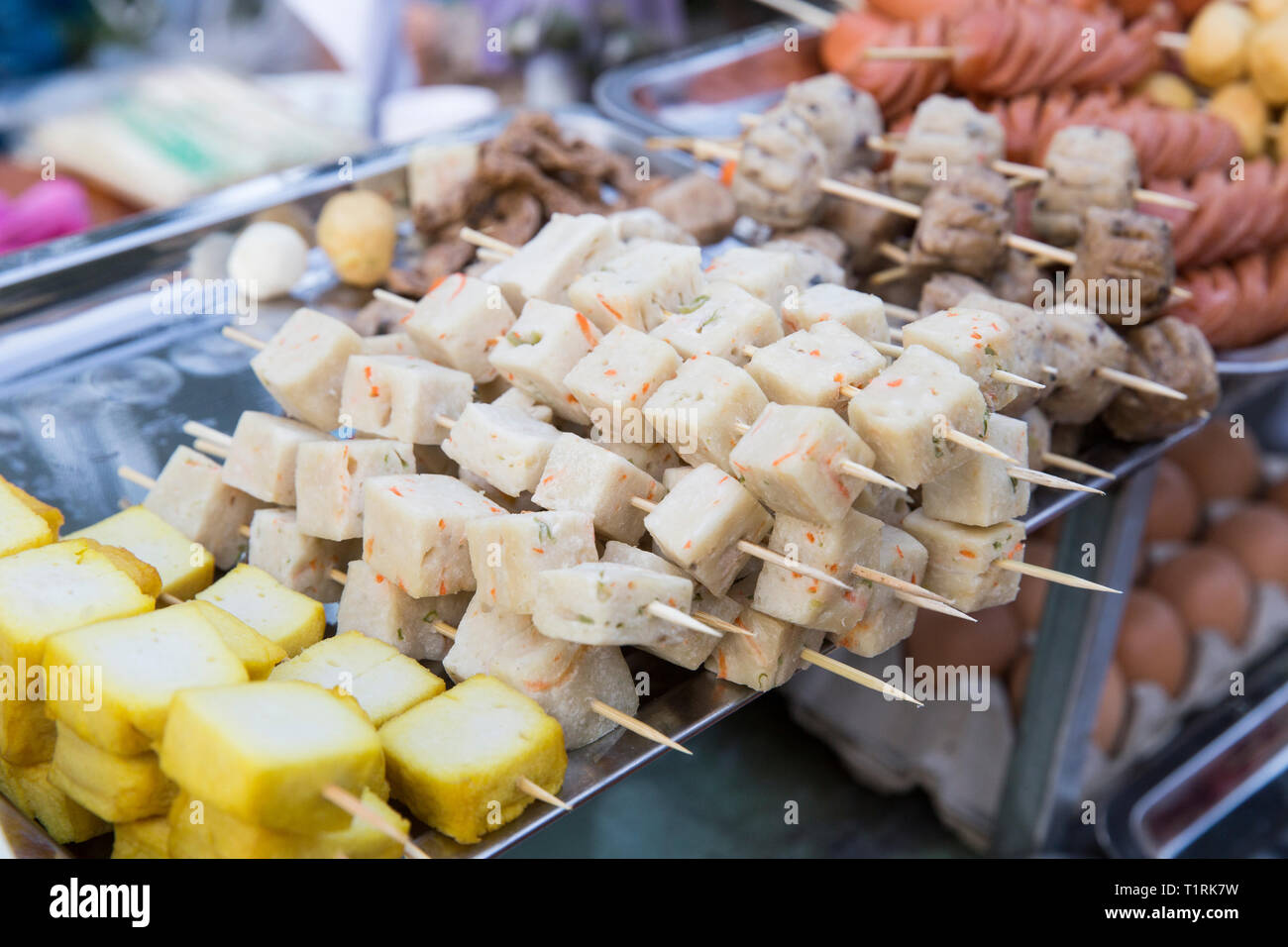 Vietnam food markets in hanoi hi-res stock photography and images - Alamy